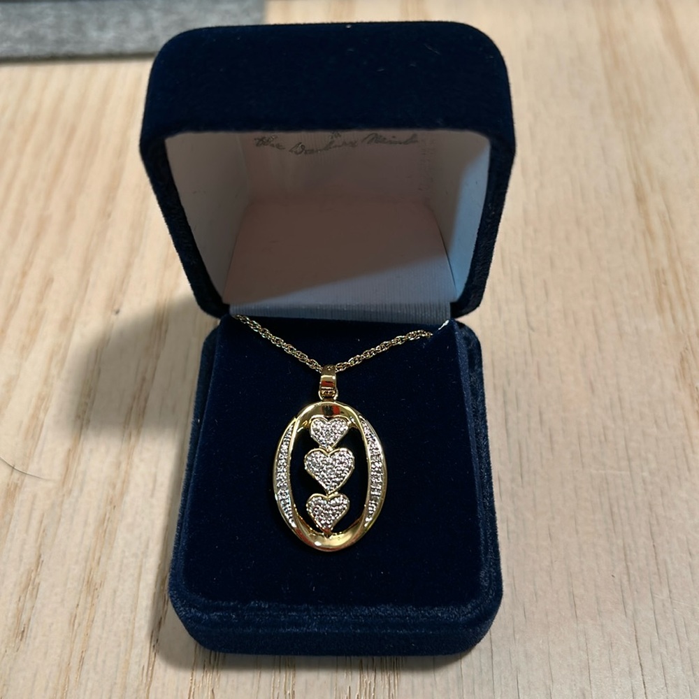 The Danbury mint necklace